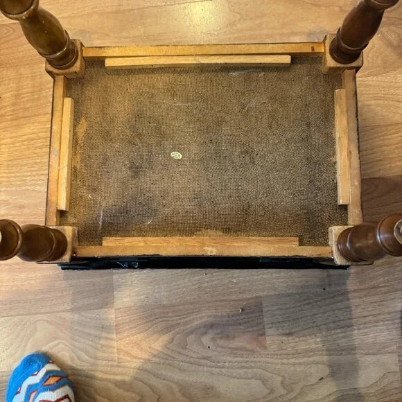 **Vintage Wooden Tapestry Footstool with Storage – Hinged Padded Top – Floral Fa - Picture 10 of 16